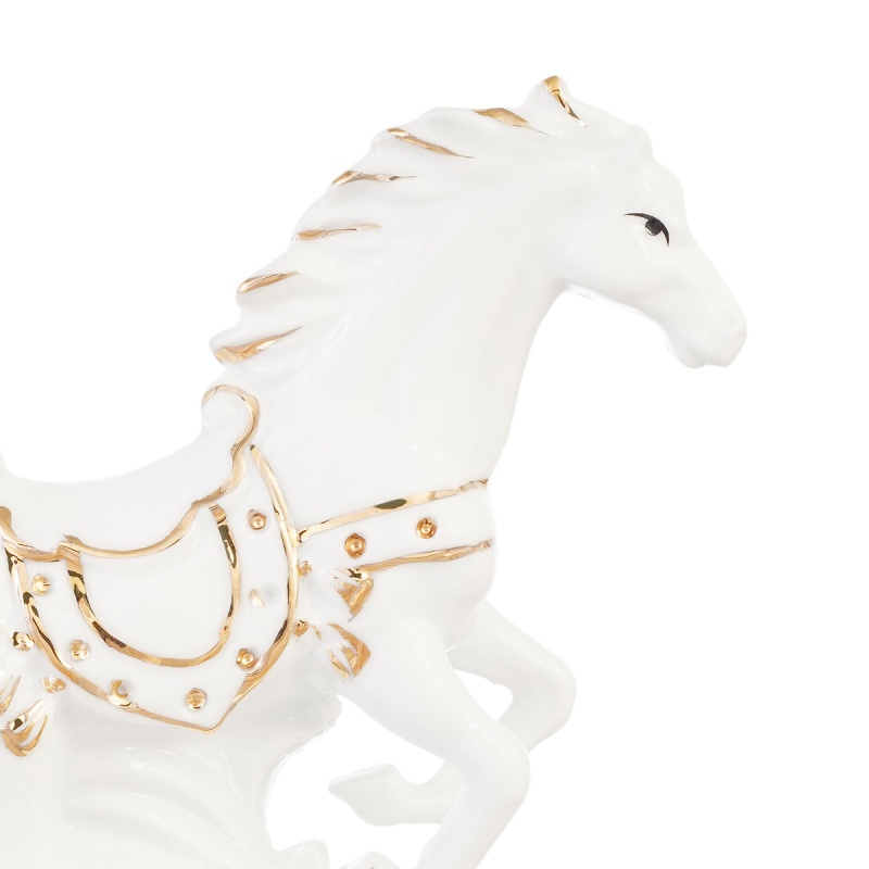 Статуэтка Лошадь с седлом Royal Classics белый с золотом Royal Classics CKH-46223 - фото 1