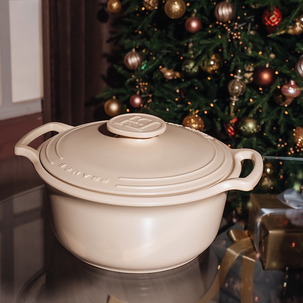 Кастрюля 4 л Emile Henry Sublime кремовая