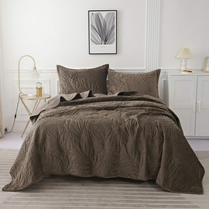 

Комплект покрывало и наволочка 160 х 220 см Sofi de Marko Глория кофейный