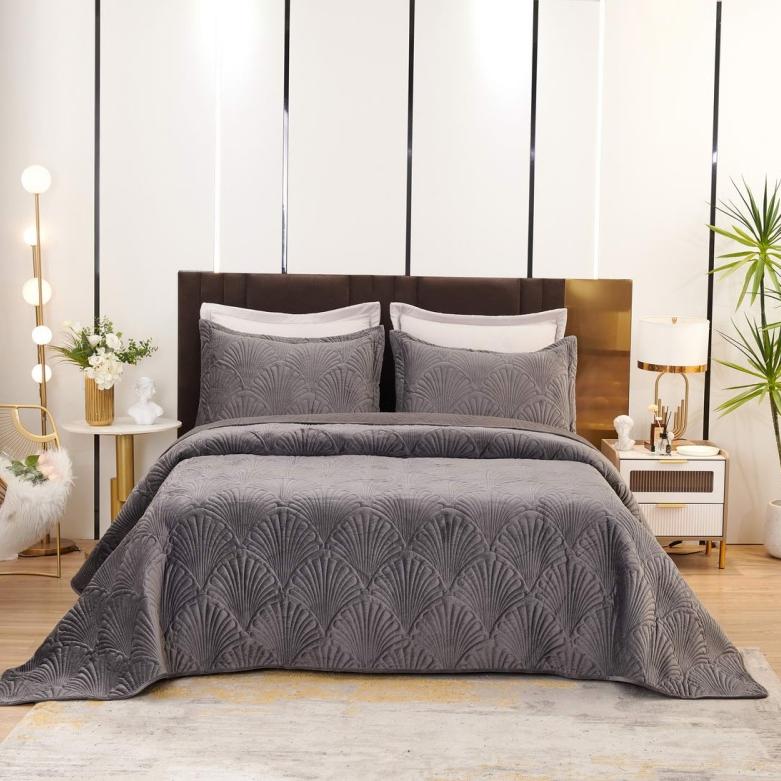 Комплект покрывало и наволочки 240 х 260 см Sofi de Marko Ариэль антрацит 12395₽