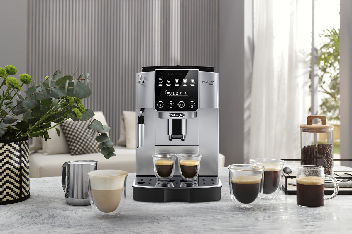 Кофемашина Delonghi Magnifica Start ECAM