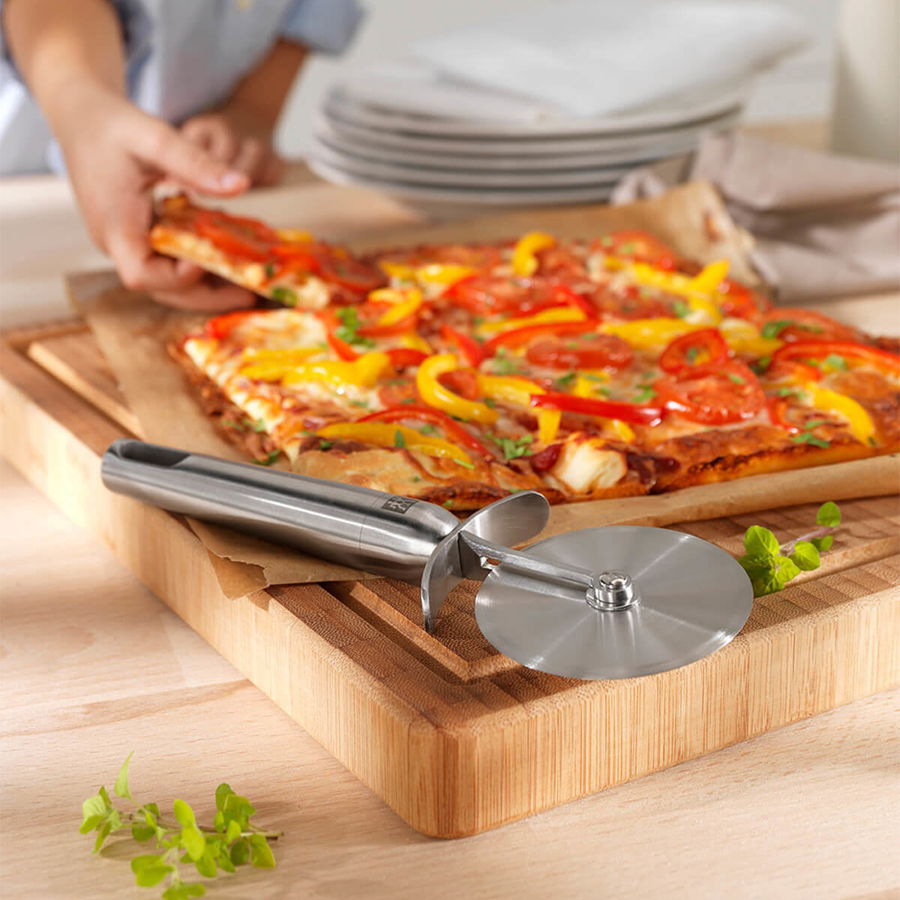 Нож для пиццы Zwilling Pro 26 см от CookHouse