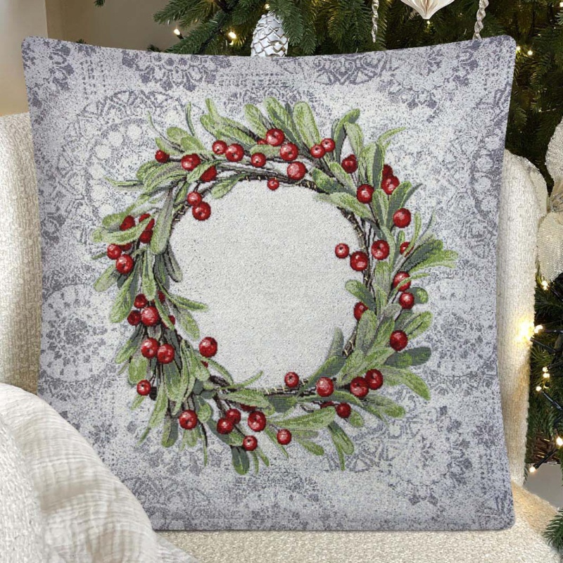 Подушка 45 х 45 см Le Gobelin Новогодние ягоды серо-голубая 1195₽
