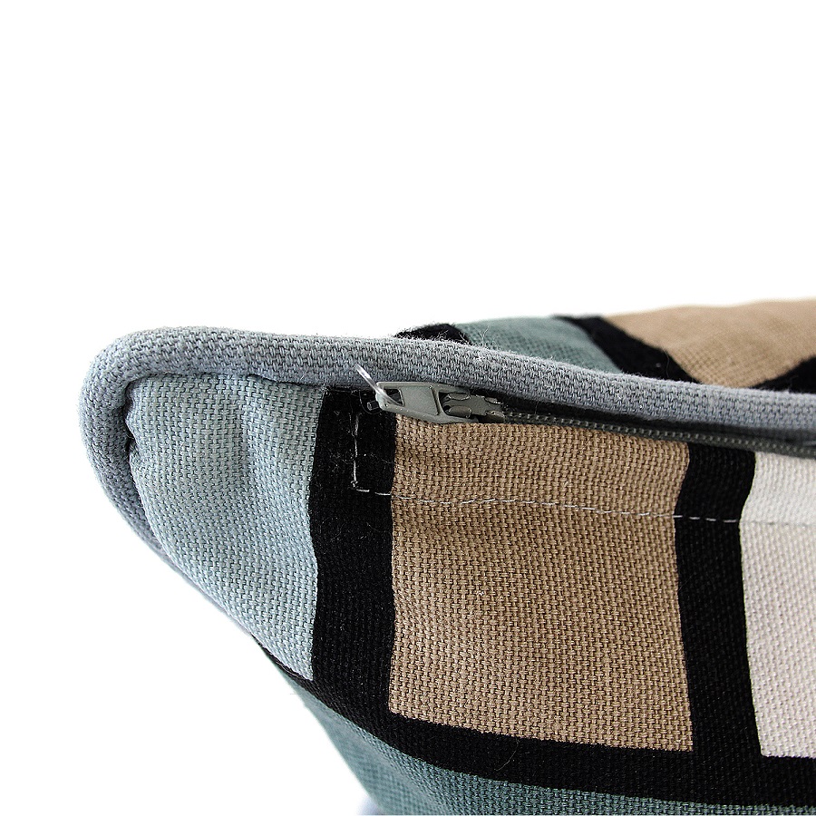 Чехол для подушки с вышивкой и декоративной окантовкой Tkano Гармония тайги 45х45 см от CookHouse
