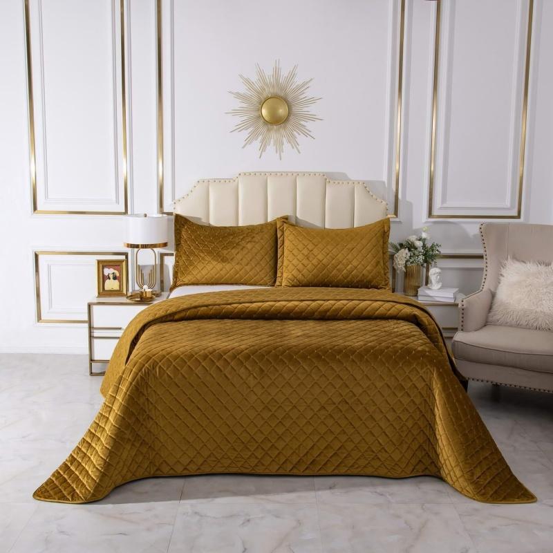 Комплект покрывало и наволочки 240 х 260 см Sofi de Marko Натаниэль горчичный 10595₽