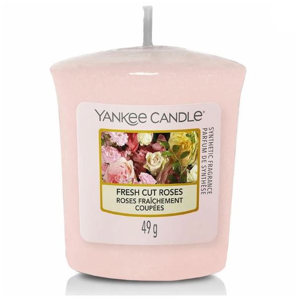 Свеча ароматическая для подсвечника 4,6 x 4,8 см Yankee Candles Свежесрезанные розы