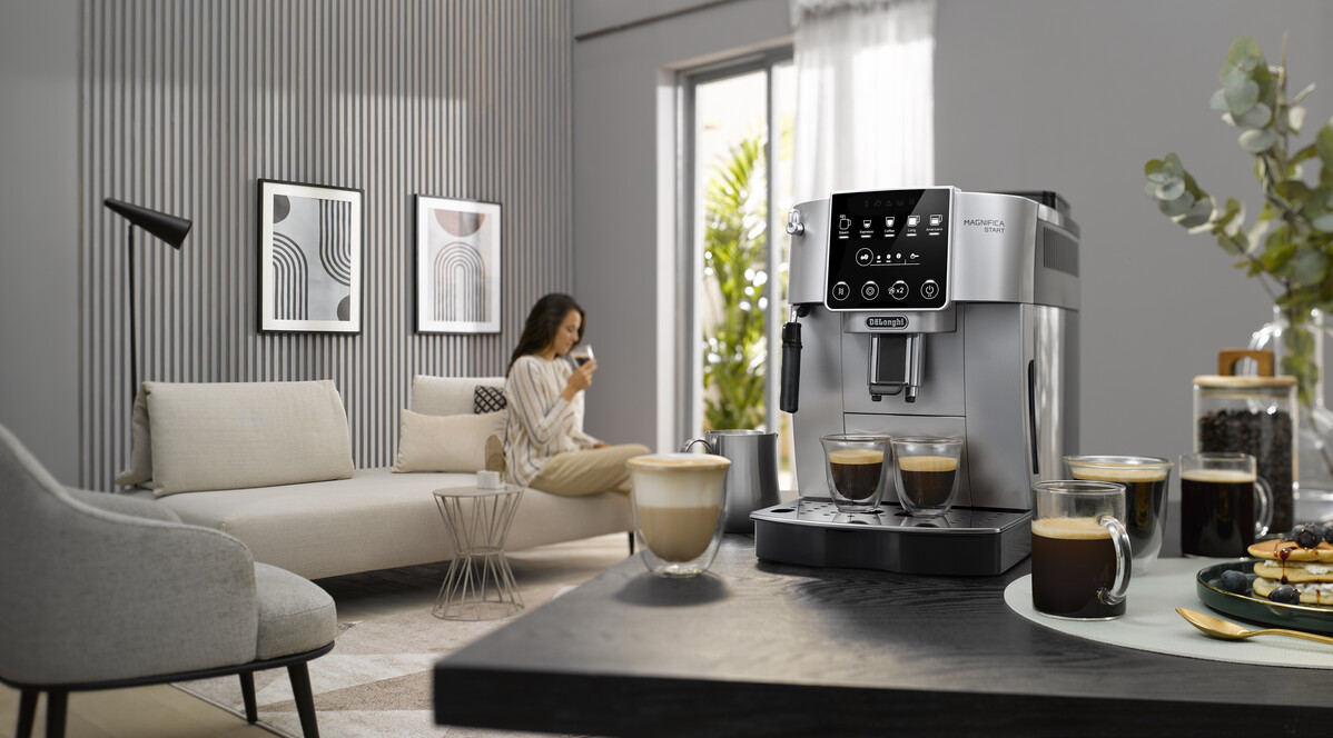 Кофемашина DeLonghi Magnifica Start