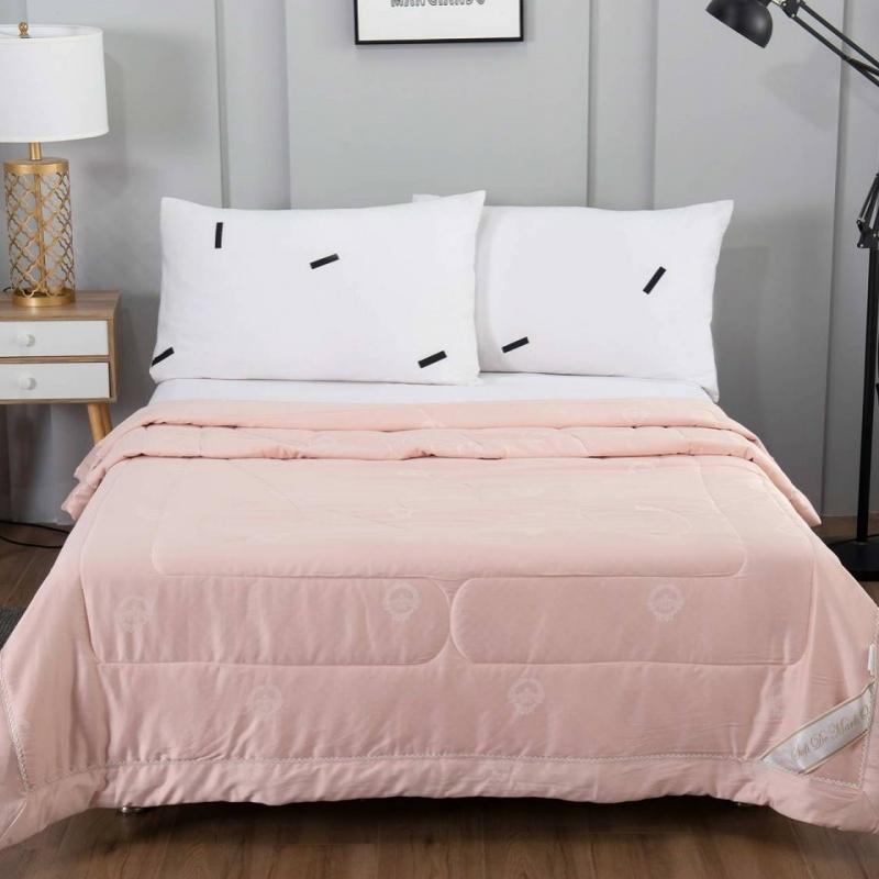 

Одеяло 160 х 220 см Sofi de Marko Шарлиз карамель