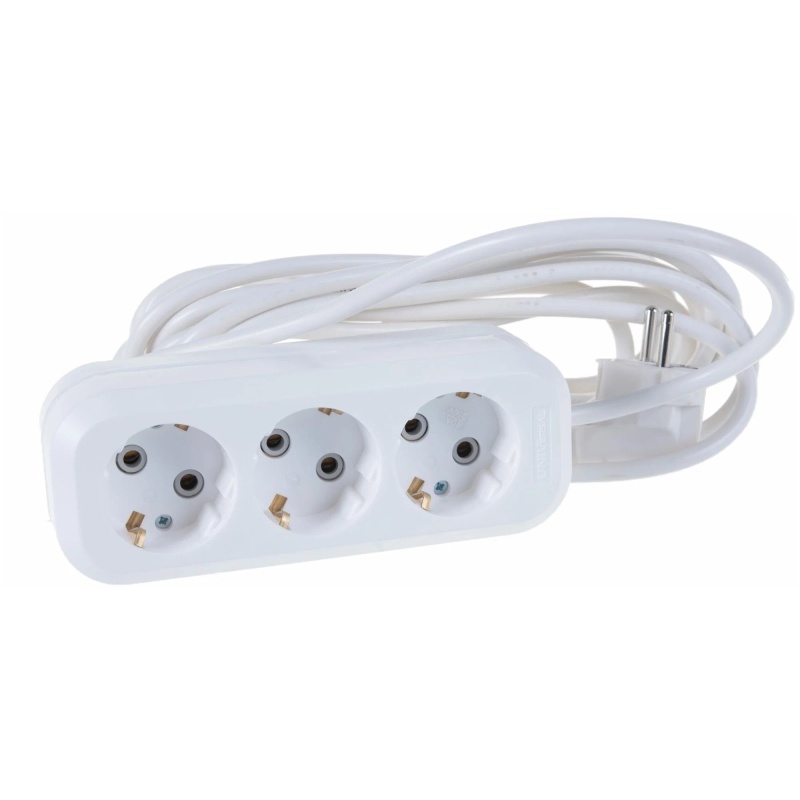 Удлинитель с заземлением 3 х 5 м Universal 10А 179₽