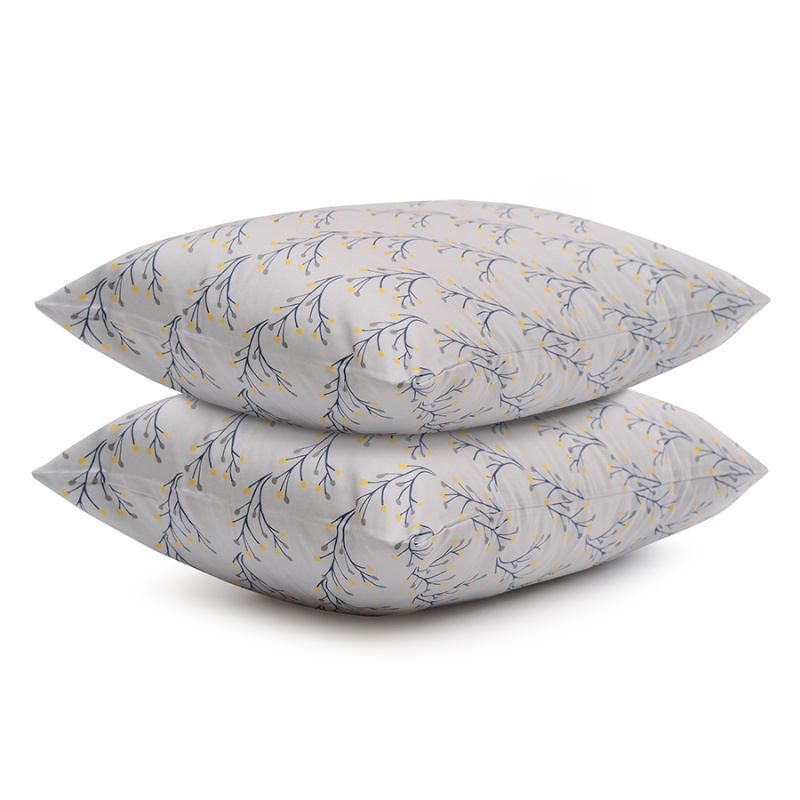 

Набор из двух наволочек из сатина с принтом "Соцветие" из коллекции russian north, 50х70 см