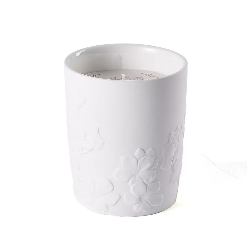 Свеча ароматическая Valerie Concept белый