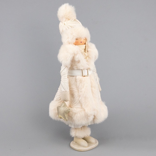 Сувенир Девушка в пальто 24 х 18 x 47 см Азалия кремовый