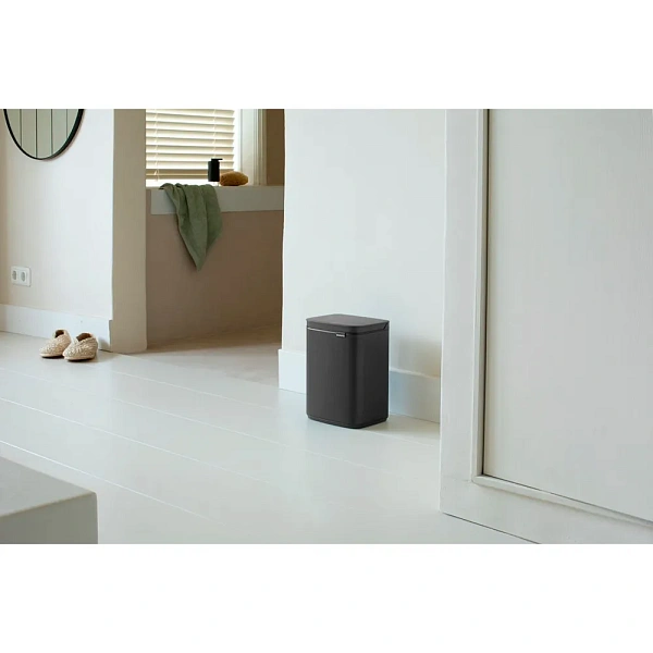 Мусорный бак 4 л Brabantia Bo