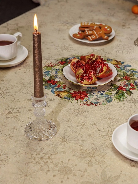 Скатерть 140 х 240 см Le Gobelin Елочные украшения