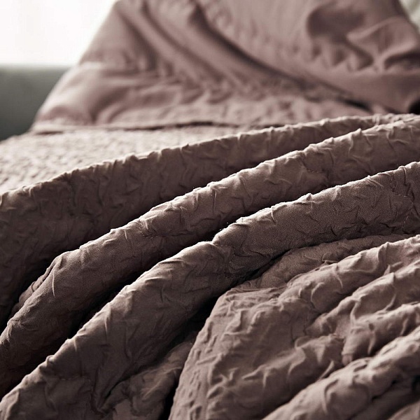 Комплект из покрывала и наволочки 160 х 220 см Sofi de Marko Надин мокко