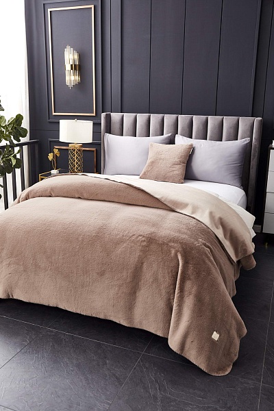 Плед 160 х 220 см Sofi de Marko Антуан мокко