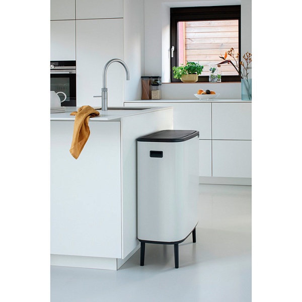 Мусорный бак 60 л Brabantia Touch Bin Bo Hi белый