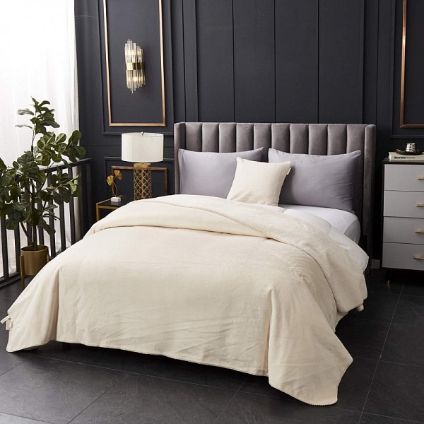 Плед 220 х 240 см Sofi de Marko Антуан молоко