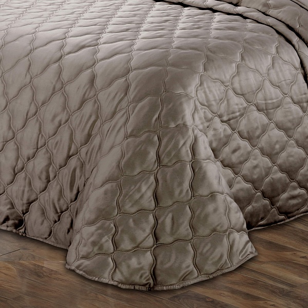 Комплект из покрывала и двух наволочек 240 х 260 см Sofi de Marko Одри шоколадный