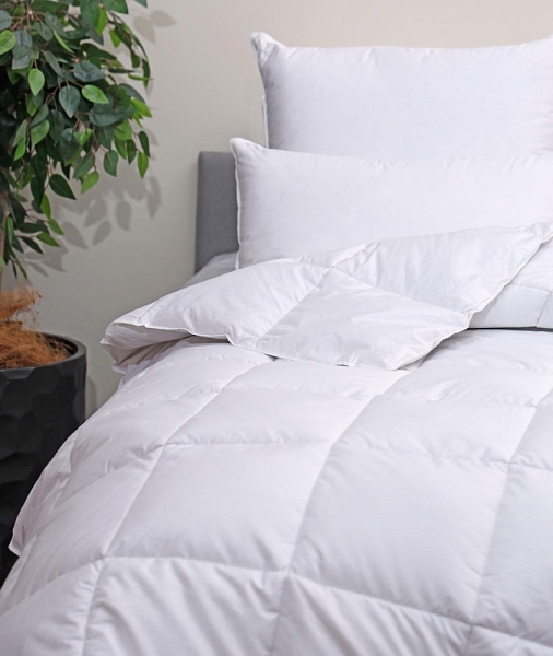 Подушка 70 х 70 см Sofi de Marko Pure