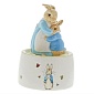 Музыкальная статуэтка Jim Shore Mrs.Rabbit & Peter Rabbit