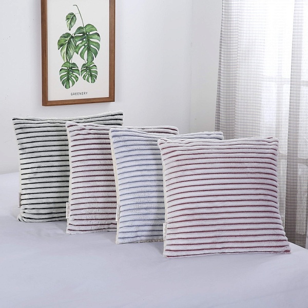 Наволочка 45 х 45 см Sofi de Marko Шерри фиолетовый