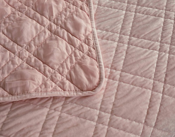 Комплект покрывало и наволочка 160 х 220 см Sofi de Marko Селена пудра