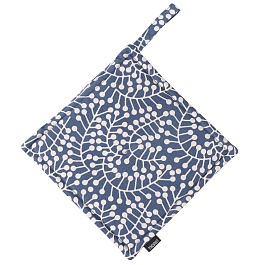 Прихватка темно-синего цвета с принтом Спелая Смородина из коллекции scandinavian touch, 22х22 см