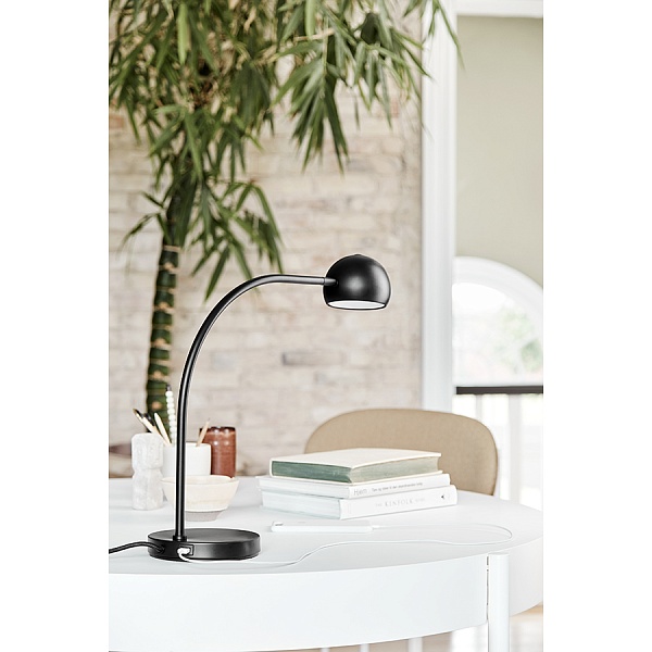 Лампа настольная ball usb, черная матовая