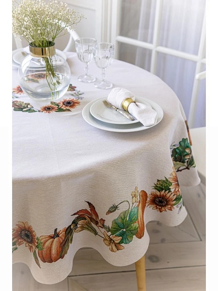 Скатерть круглая 165 см Le Gobelin Тыквы и подсолнухи