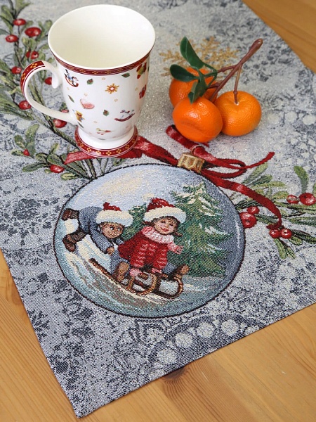 Дорожка 44 х 140 см Le Gobelin Новогодние ягоды серо-голубая