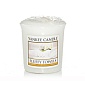 Свеча ароматическая для подсвечника 4,6 x 4,8 см Yankee Candles Пушистое полотенце