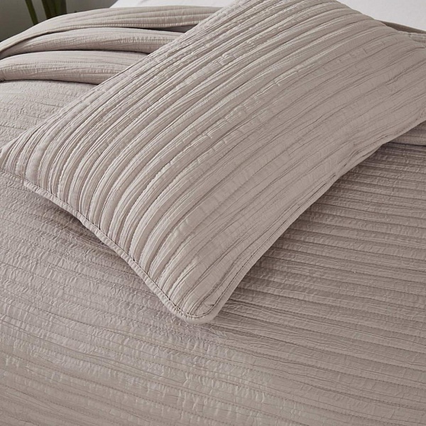 Комплект покрывало и наволочка 160 х 220 см Sofi de Marko Фрида серый