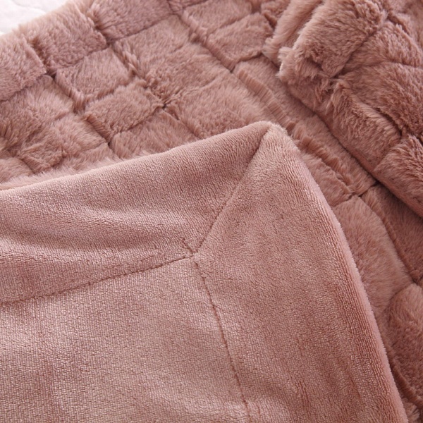 Покрывало 160 х 220 см Sofi de Marko Мадлен пепельная роза