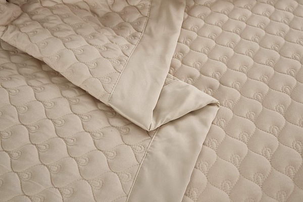 Комплект покрывало и наволочки 160 х 220 см Sofi de Marko Роксалана крем