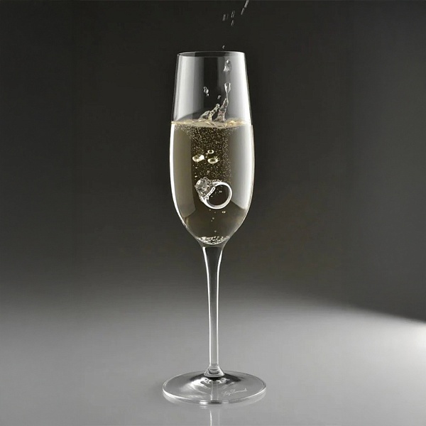 Набор бокалов для шампанского Luigi Bormioli 4 шт 240 мл Crescendo