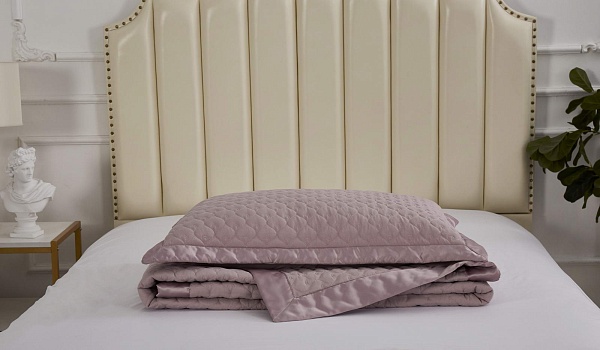 Комплект покрывало и наволочки 160 х 220 см Sofi de Marko Роксалана чайная роза