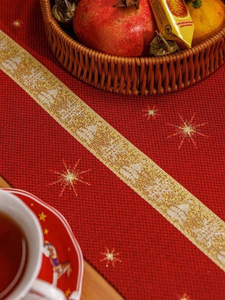 Дорожка 44 х 140 см Le Gobelin Золотой бантик красный/золотой