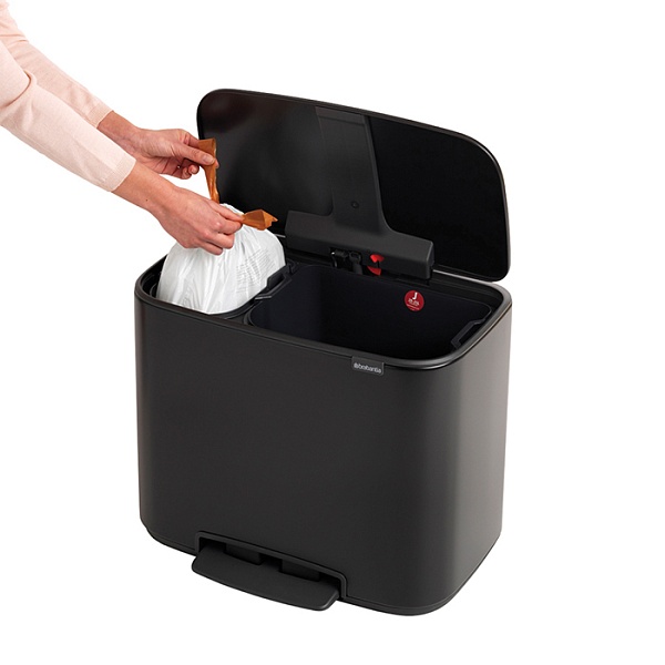 Мусорный бак 11 + 23 л Brabantia Bo Pedal Bin чёрный матовый