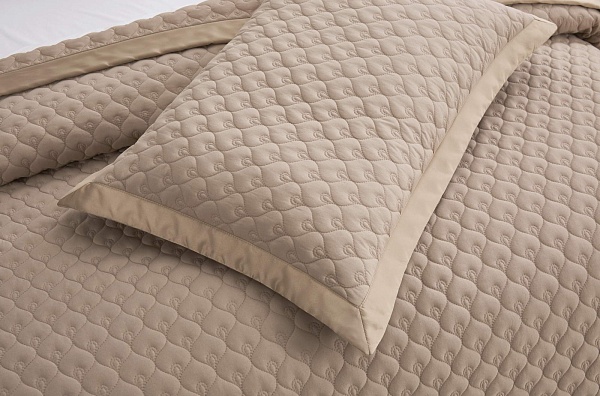 Комплект покрывало и наволочки 160 х 220 см Sofi de Marko Роксалана мокко