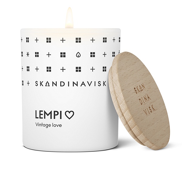 Свеча ароматическая Skandinavisk Lempi с крышкой 65 г