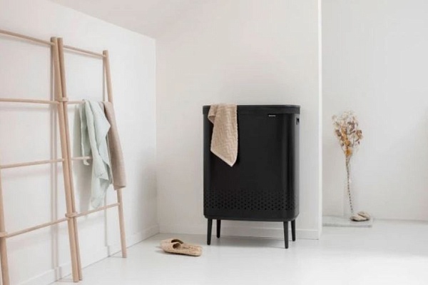 Бак для белья двухсекционный 90 л Brabantia Bo Laundry Bin Hi чёрный